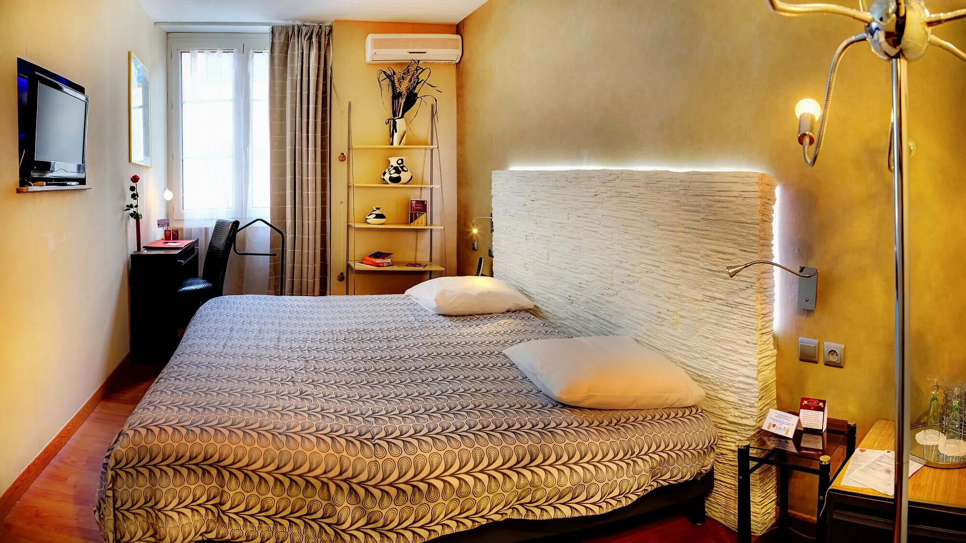 Hotel Renaissance Castres