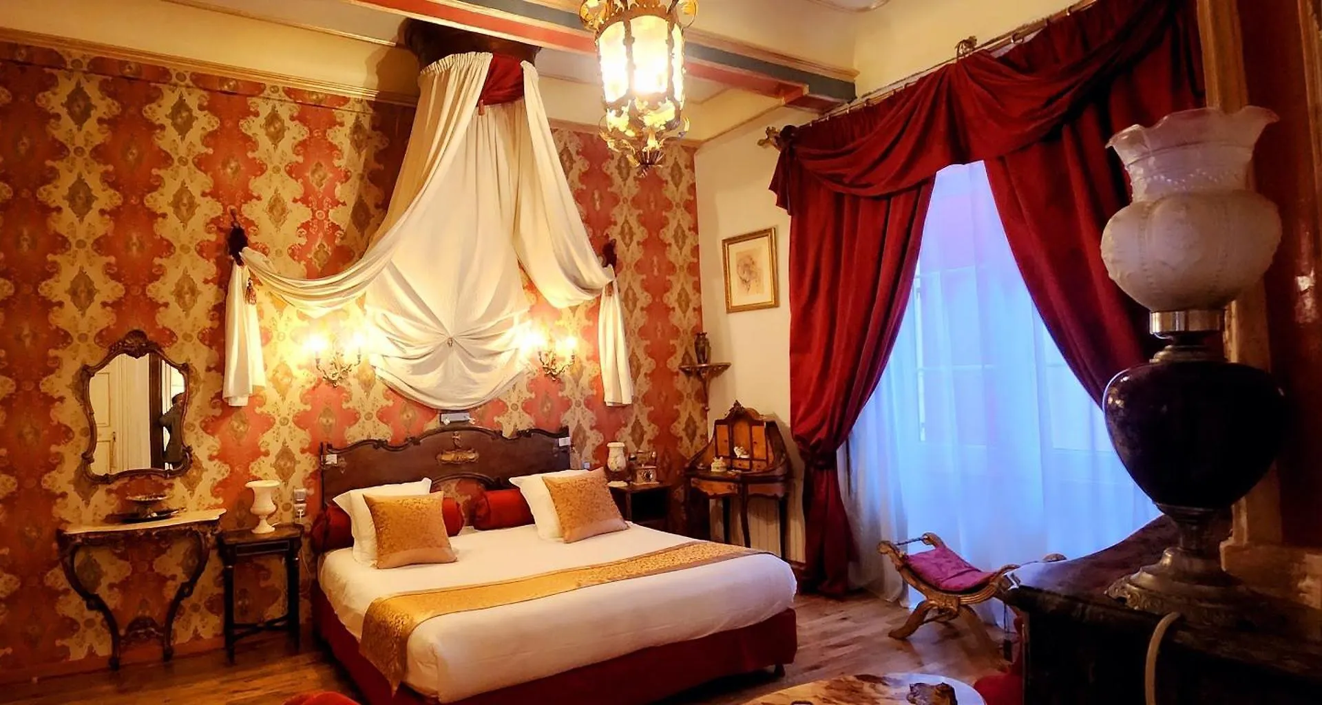 Hotel Renaissance Castres
