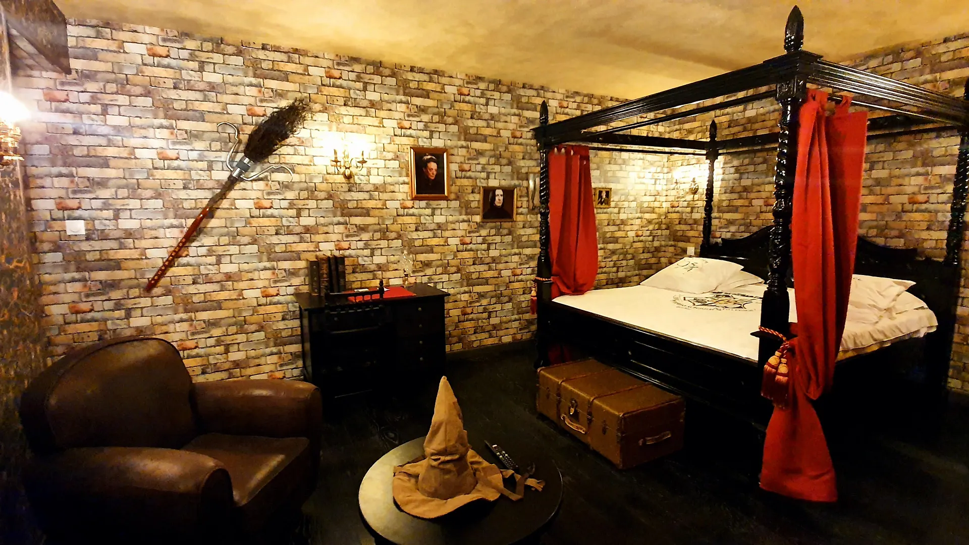 Hotel Renaissance Castres  4*, Castres (Tarn) France