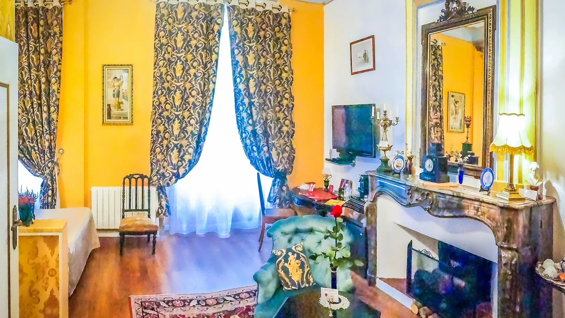 Hotel Renaissance Castres