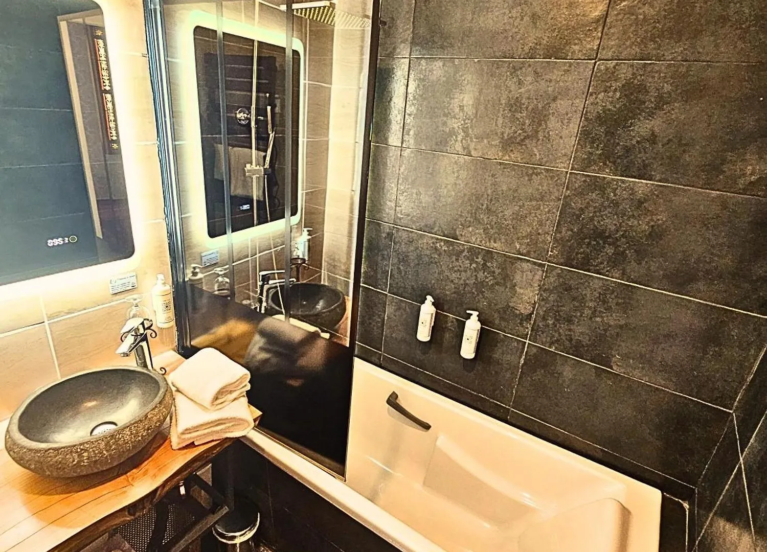 Hotel Renaissance Castres