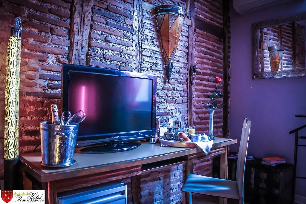 Hotel Renaissance Castres   Castres (Tarn)